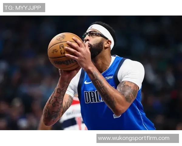 弗拉格称浓眉为对位噩梦认为其是同位置球员中手活最出色的