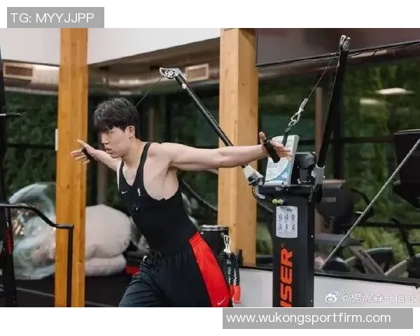 杨瀚森被比作世界屋脊但他何时才能如愿登陆NBA