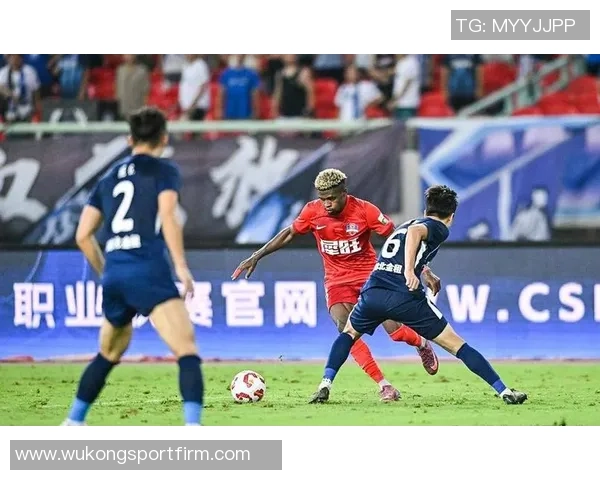 三镇门将郭嘉宇专注防守表现强调团队胜利的重要性