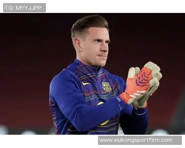 特狮受伤归队巴萨B队门将科亨紧急前往吉达支援